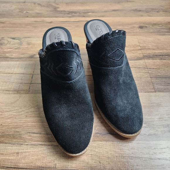 Women's Eurosoft by Sofft Sandy Suede Mule Black Size 7 - Picture 4 of 10